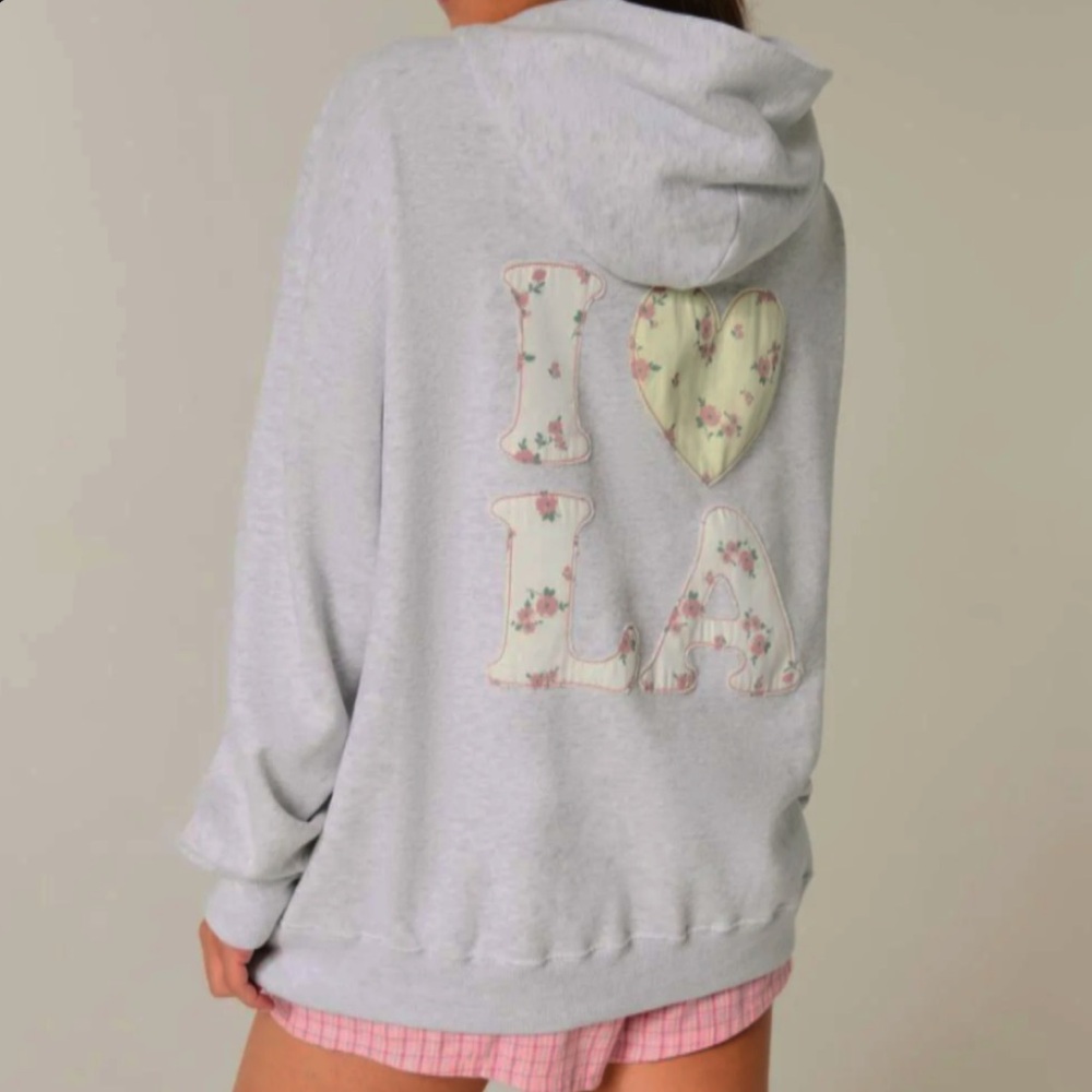 Heather Gray Hooded Sweatshirt “I Love LA” NWT